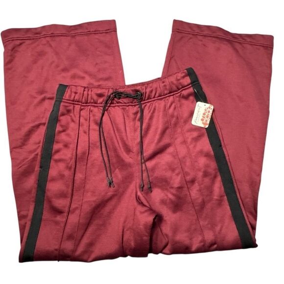 FP Movement - Fineline Pants
M-MM9
S-MM8 - Picture 4 of 9